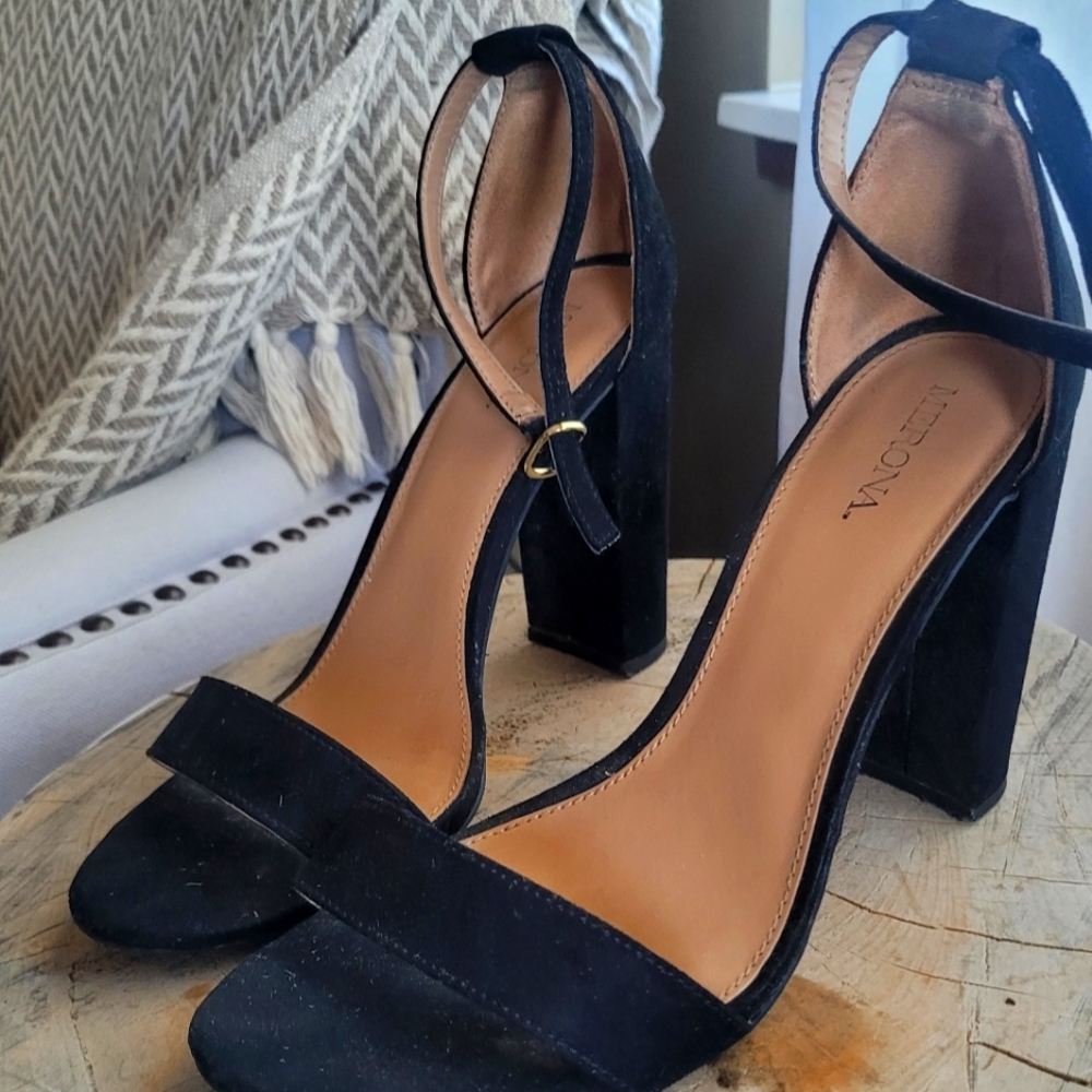 Merona Heels - Picture 2 of 3